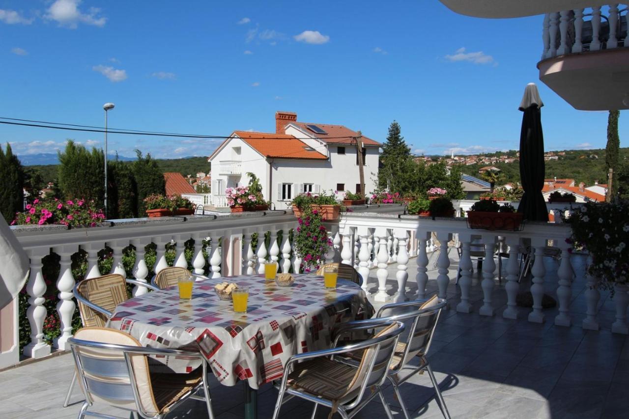 Apartments Ravlic Ana Malinska Luaran gambar