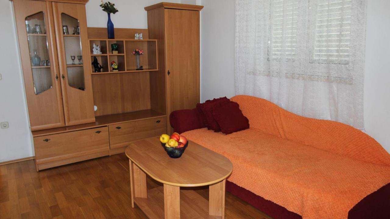 Apartments Ravlic Ana Malinska Luaran gambar