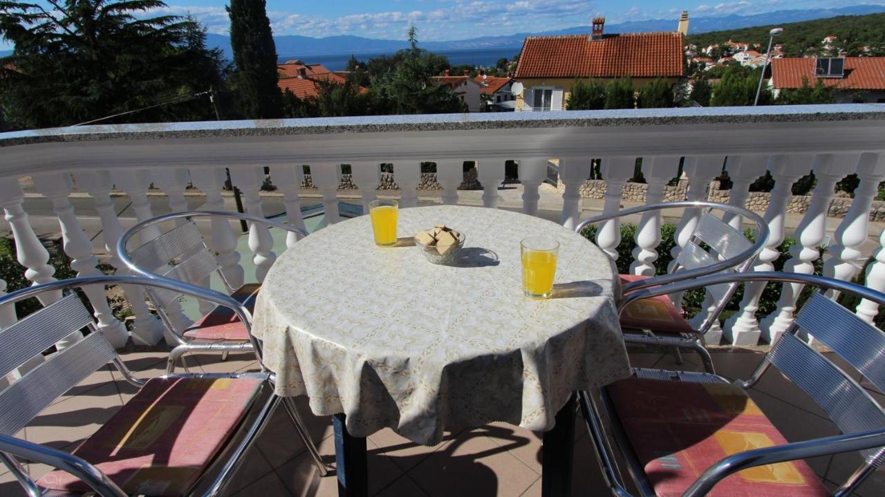 Apartments Ravlic Ana Malinska Luaran gambar