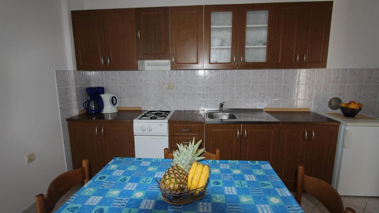 Apartments Ravlic Ana Malinska Luaran gambar